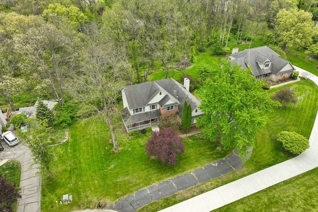6338 Dalton Ridge, Hamburg Twp, MI 48116