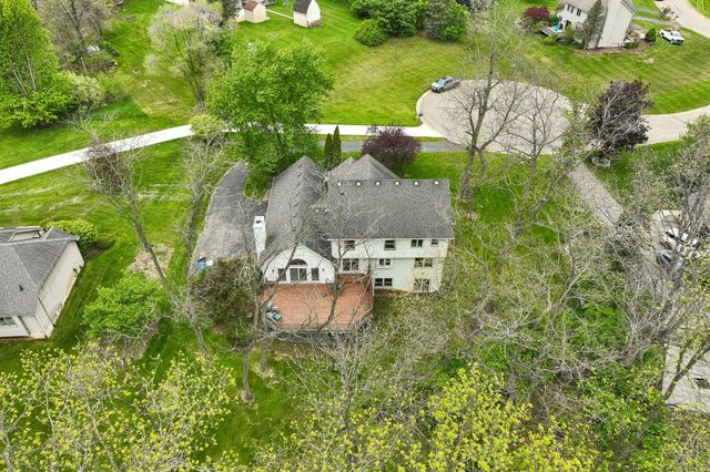 6338 Dalton Ridge, Hamburg Twp, MI 48116