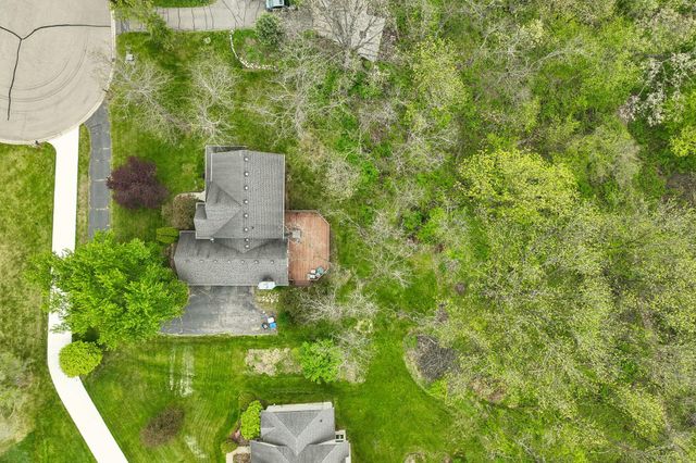 6338 Dalton Ridge, Hamburg Twp, MI 48116
