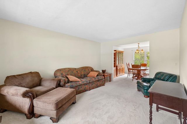 6338 Dalton Ridge, Hamburg Twp, MI 48116