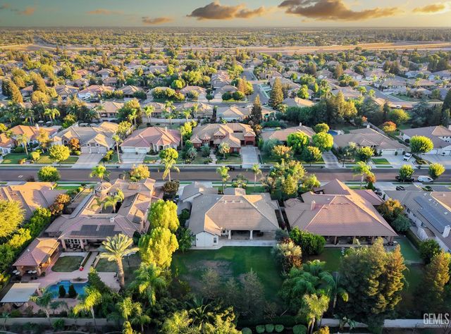 12304 Portebello Drive, Bakersfield, CA 93312