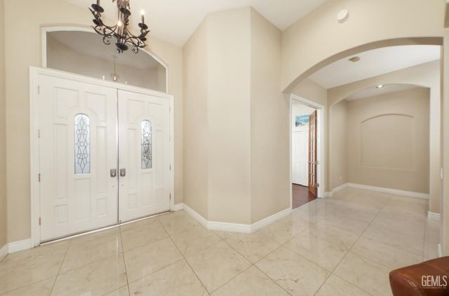 12304 Portebello Drive, Bakersfield, CA 93312