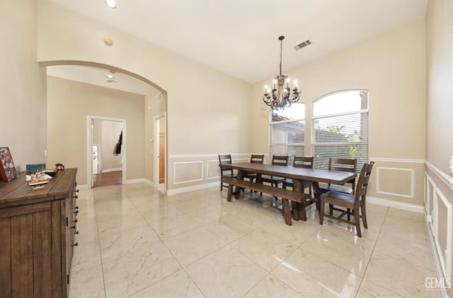 12304 Portebello Drive, Bakersfield, CA 93312