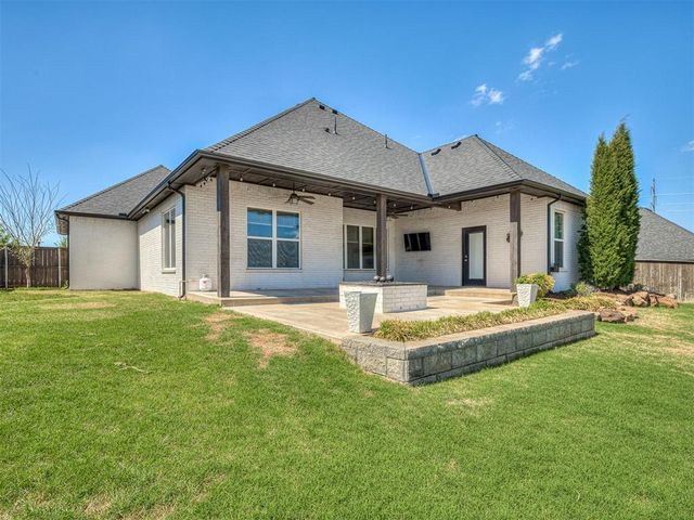 16404 Brookefield Drive, Edmond, OK 73013