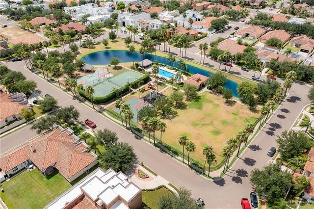 2210 S 49th Lane, Mcallen, TX 78503