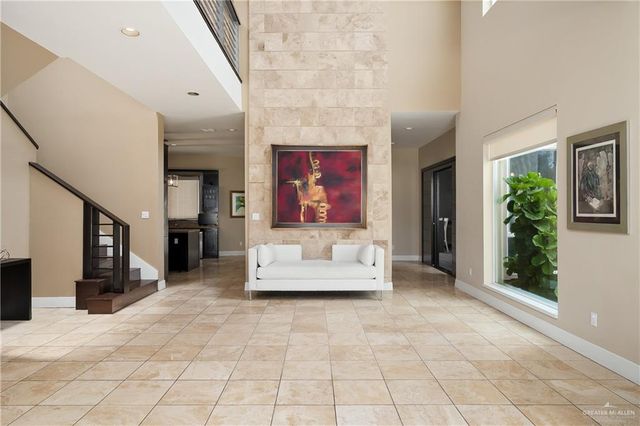 2210 S 49th Lane, Mcallen, TX 78503
