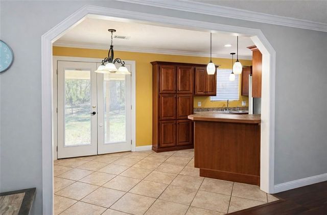 140 Whispering Pines Trail, Waycross, GA 31503