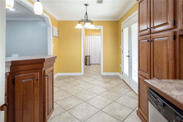 140 Whispering Pines Trail, Waycross, GA 31503