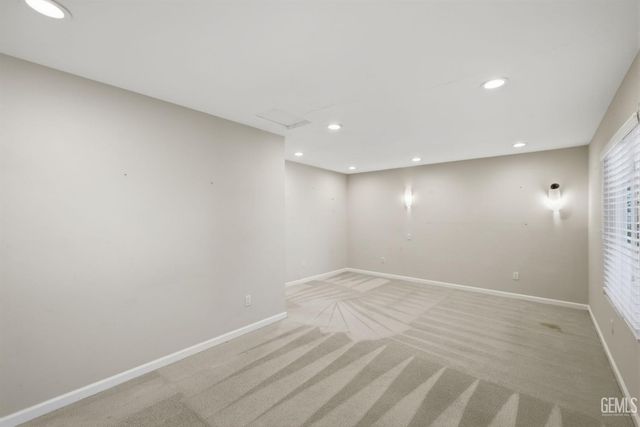 1912 Country Club Drive, Bakersfield, CA 93306