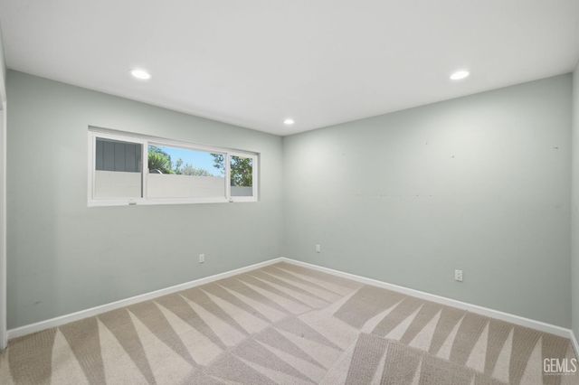 1912 Country Club Drive, Bakersfield, CA 93306