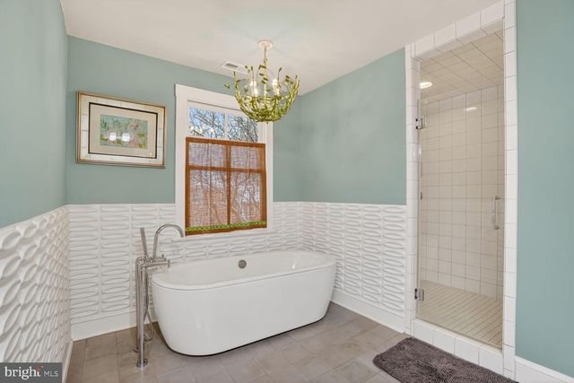 5723 27TH ST N, Arlington, VA 22207