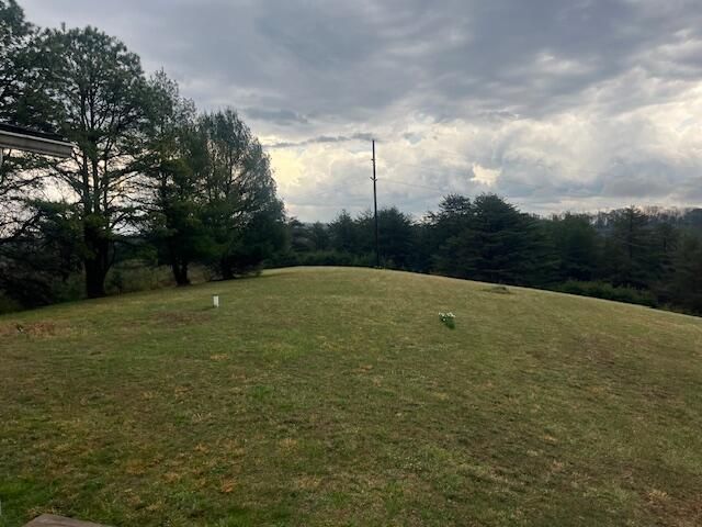 27284 State Route 180, Rockbridge, OH 43149