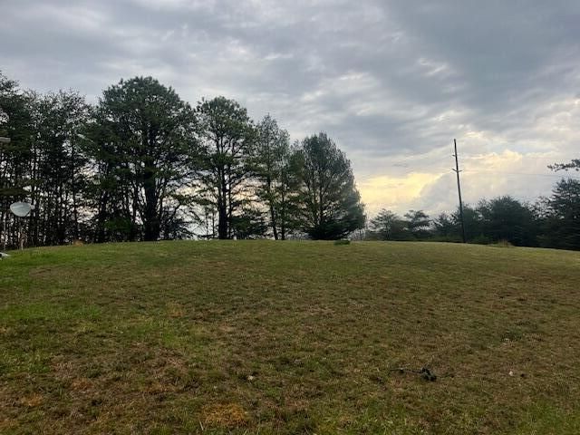 27284 State Route 180, Rockbridge, OH 43149