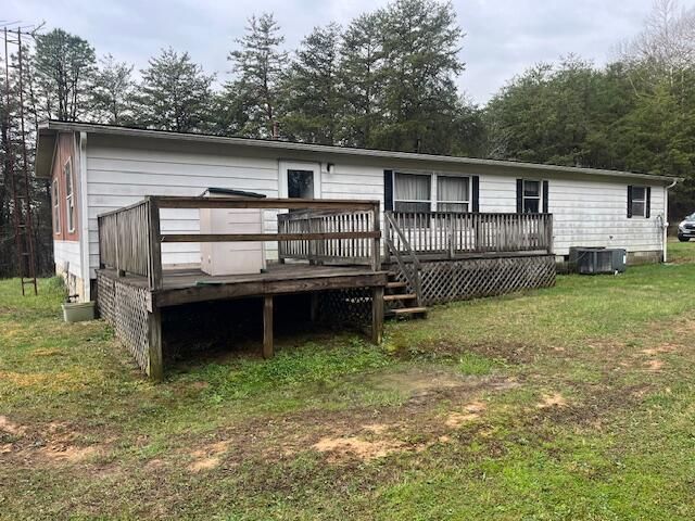 27284 State Route 180, Rockbridge, OH 43149