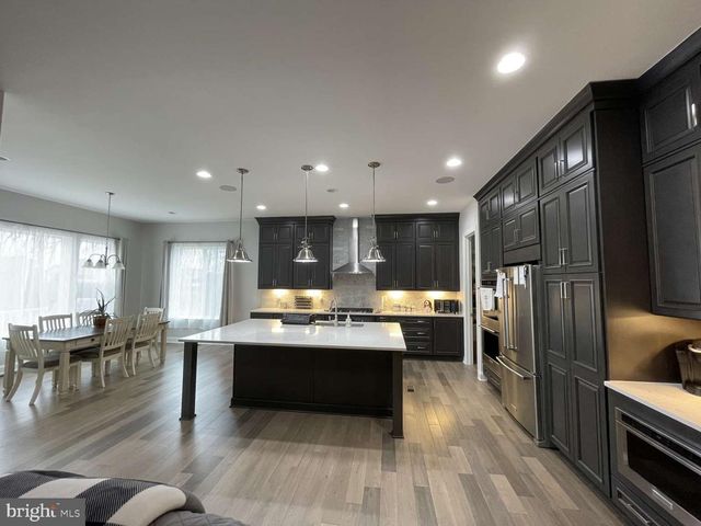 107 YELLOW BIRCH, Lake Frederick, VA 22630