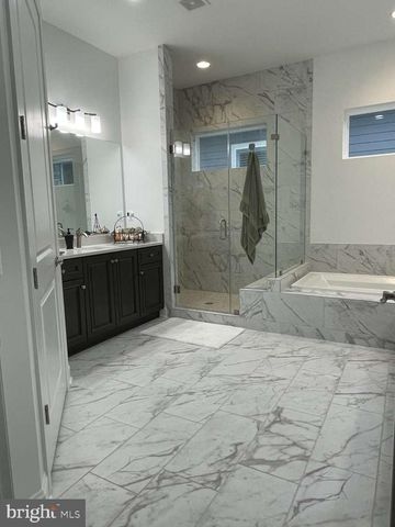 107 YELLOW BIRCH, Lake Frederick, VA 22630