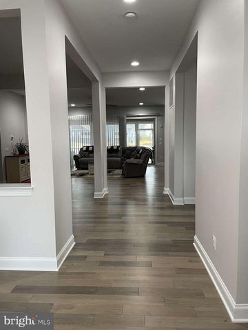 107 YELLOW BIRCH, Lake Frederick, VA 22630