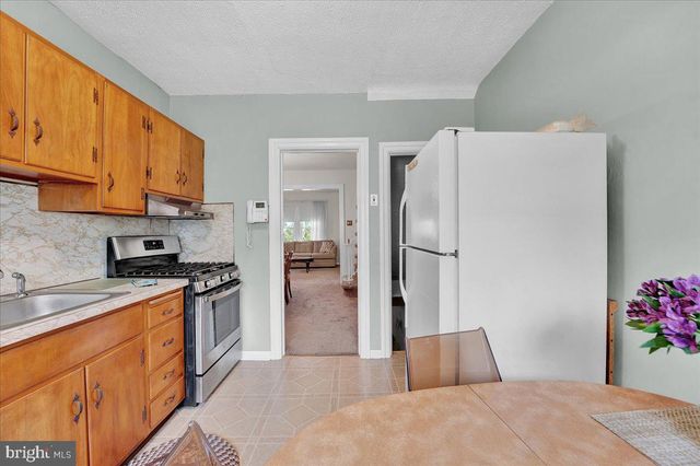 123 GREENWOOD AVE, Ambler, PA 19002