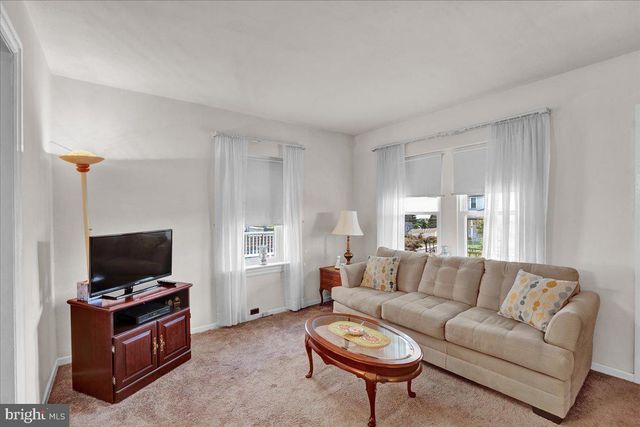 123 GREENWOOD AVE, Ambler, PA 19002