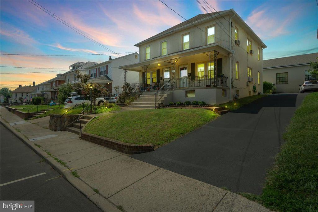 123 GREENWOOD AVE, Ambler, PA 19002