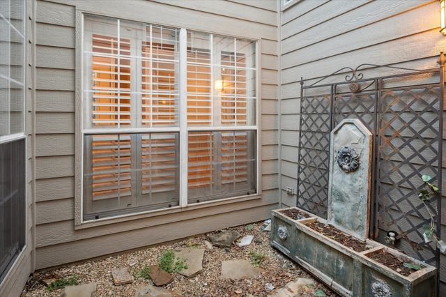 1401 Exeter Drive, Plano, TX 75093