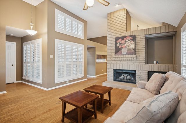 1401 Exeter Drive, Plano, TX 75093