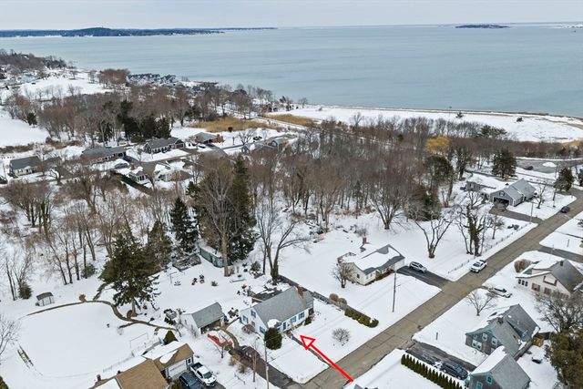 14 Russell Ave, Plymouth, MA 02360