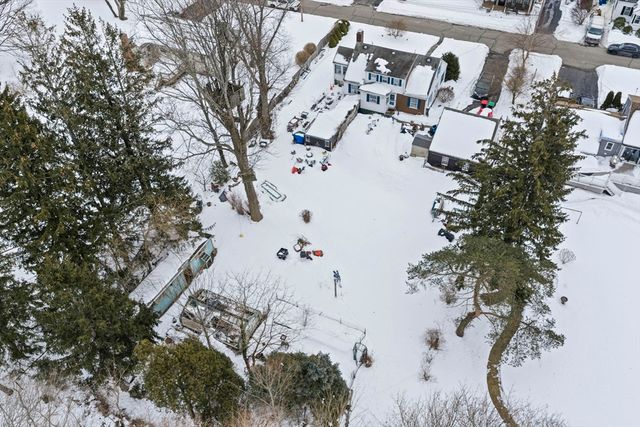14 Russell Ave, Plymouth, MA 02360