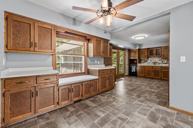 4003 Margolis DRIVE, West Bend, WI 53095