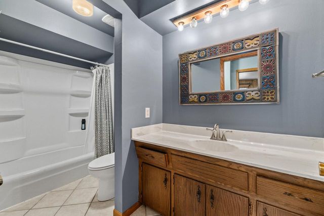 4003 Margolis DRIVE, West Bend, WI 53095