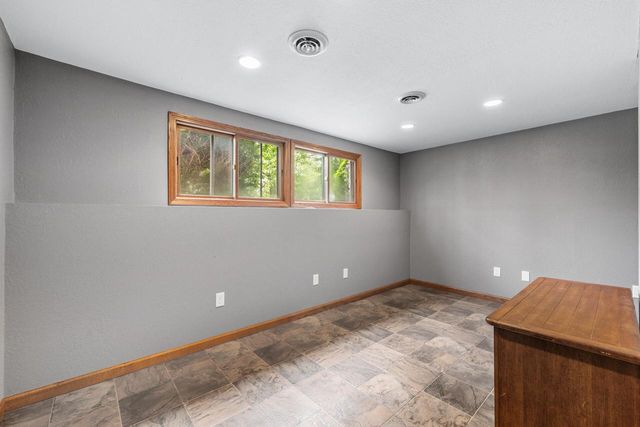 4003 Margolis DRIVE, West Bend, WI 53095