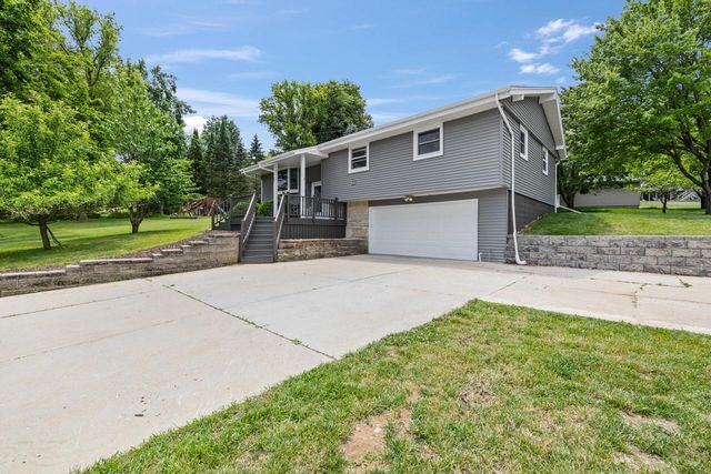 4003 Margolis DRIVE, West Bend, WI 53095