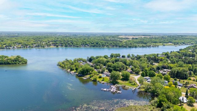 4003 Margolis DRIVE, West Bend, WI 53095