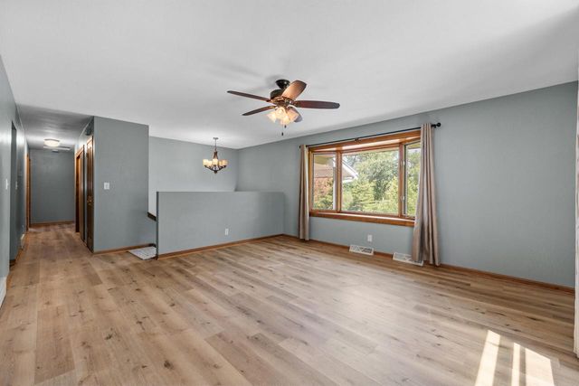 4003 Margolis DRIVE, West Bend, WI 53095