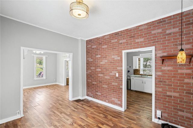 611 N Spring Street, Independence, MO 64050