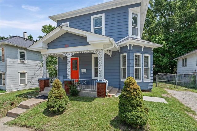 611 N Spring Street, Independence, MO 64050