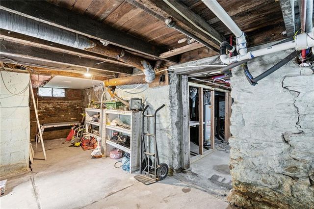 611 N Spring Street, Independence, MO 64050