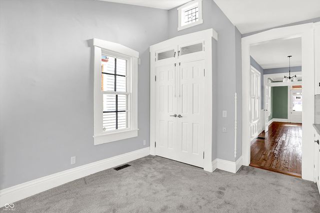 1114 E Saint Clair Street, Indianapolis, IN 46202