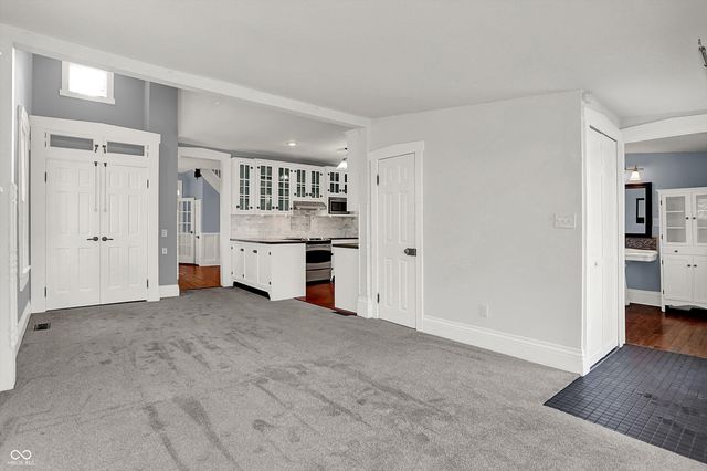 1114 E Saint Clair Street, Indianapolis, IN 46202