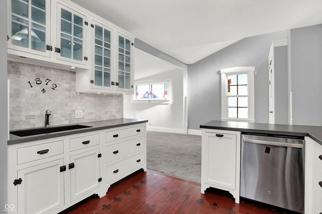 1114 E Saint Clair Street, Indianapolis, IN 46202