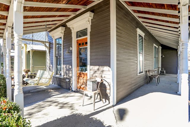 1114 E Saint Clair Street, Indianapolis, IN 46202