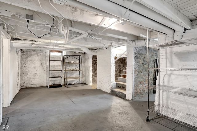 1114 E Saint Clair Street, Indianapolis, IN 46202