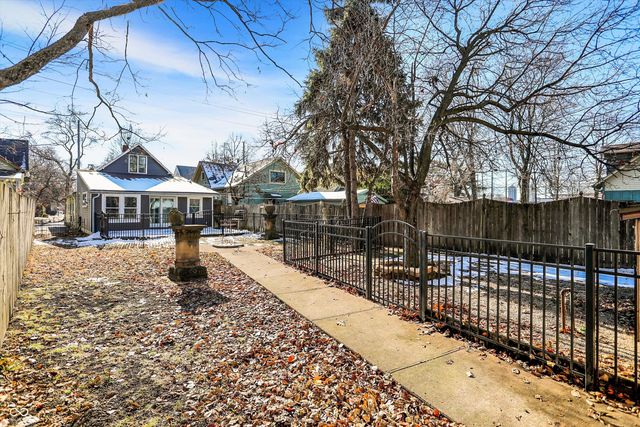 1114 E Saint Clair Street, Indianapolis, IN 46202