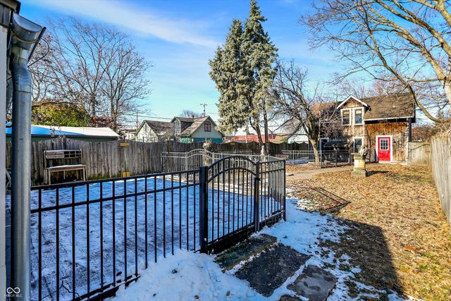 1114 E Saint Clair Street, Indianapolis, IN 46202