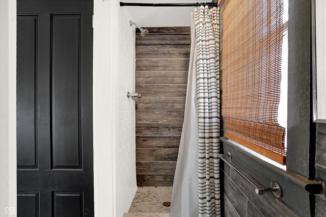 1114 E Saint Clair Street, Indianapolis, IN 46202