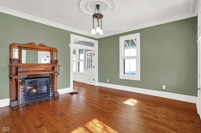 1114 E Saint Clair Street, Indianapolis, IN 46202