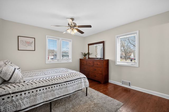 2512 Mann Avenue, Des Moines, IA 50310