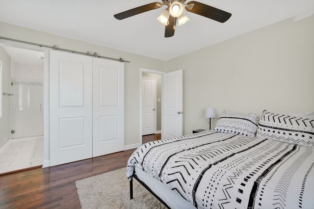 2512 Mann Avenue, Des Moines, IA 50310