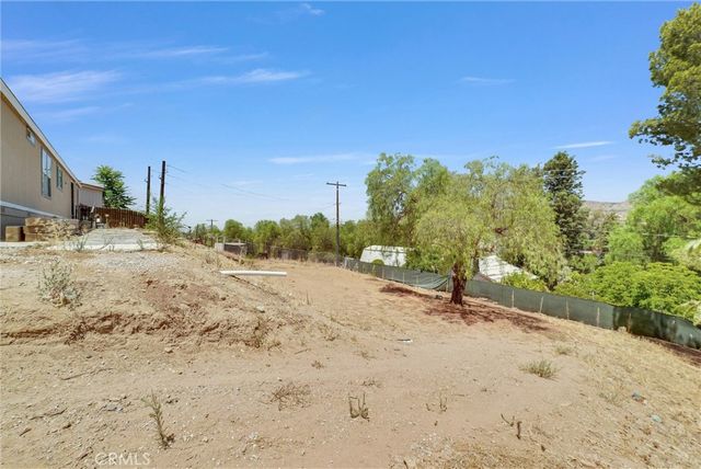 31706 Vista Avenue, Homeland, CA 92548