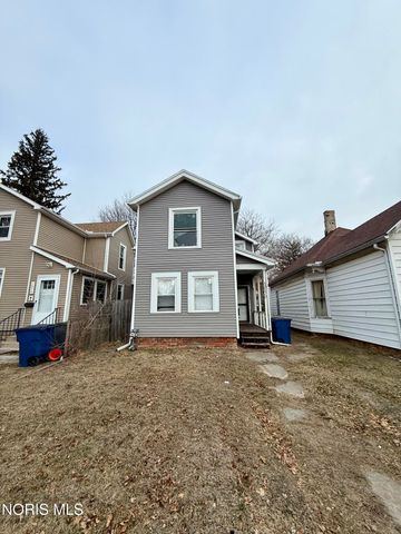 1050 Harding Drive, Toledo, OH 43609